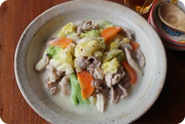 豚肉とキャベツの豆乳クリーム煮