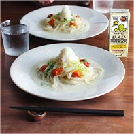 梅みぞれ豆乳うどん