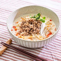 ピリッと辛い！冷やし豆乳担々うどん