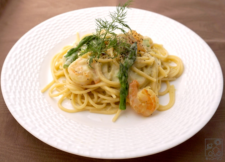 アスパラの豆乳クリームパスタ