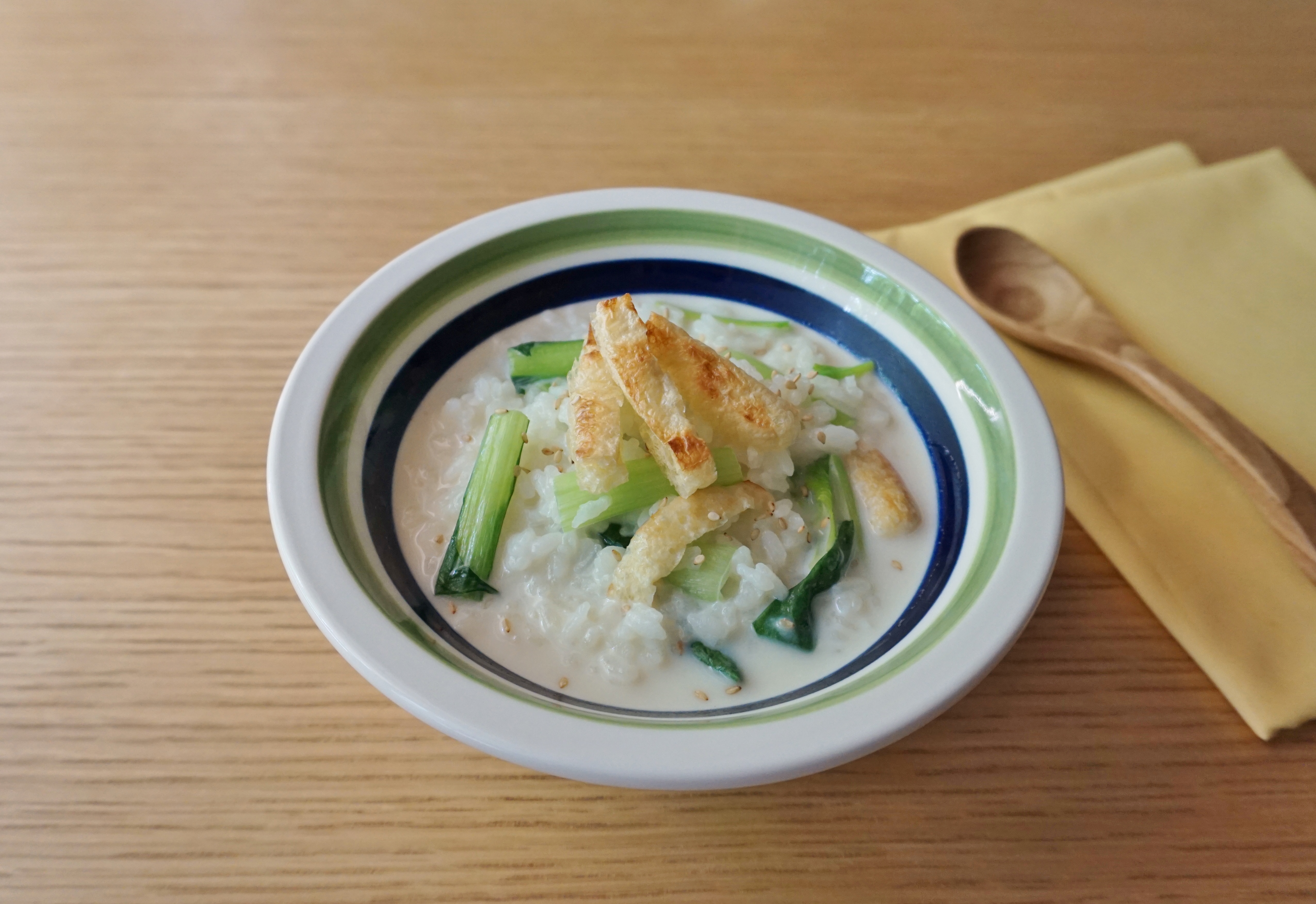 小松菜と油揚げの豆乳粥