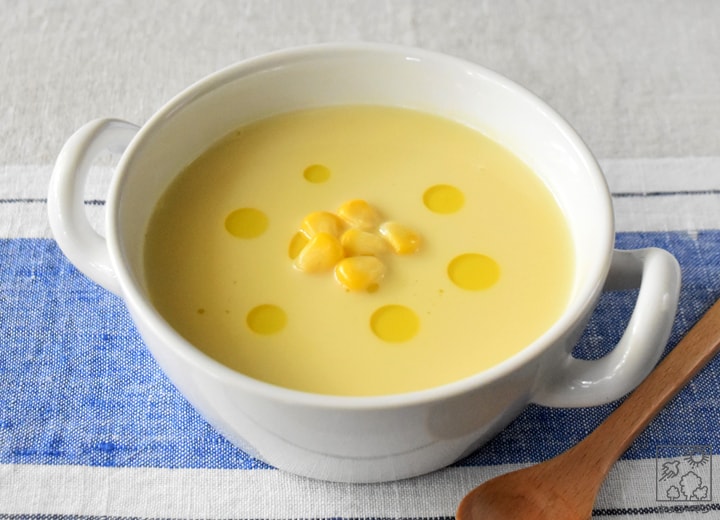 とうもろこしとじゃがいもの豆乳ポタージュスープ