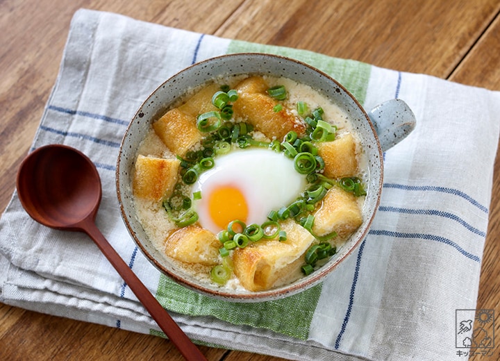 味噌風味の温たまふわとろ豆乳スープ